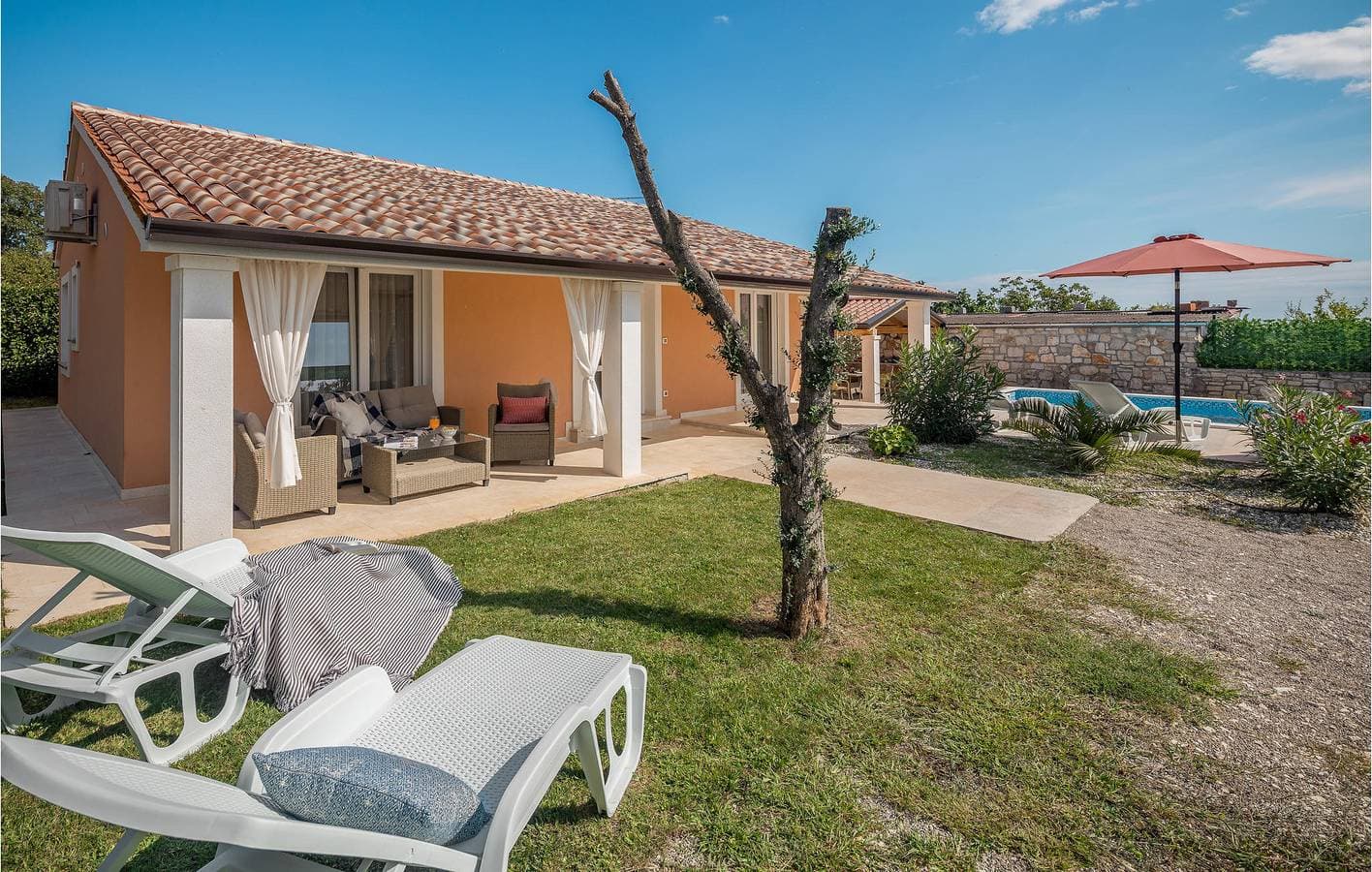 Gemütliche 1-Zimmer-Wohnung mit Pool und Terrasse, 400 m vom Restaurant Vorichi entfernt 1
