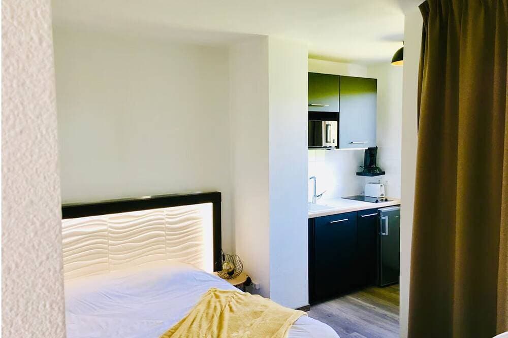 Foto 2 von 21: Elegant studio with balcony 5 min from Honfleur parking and swimming pool
