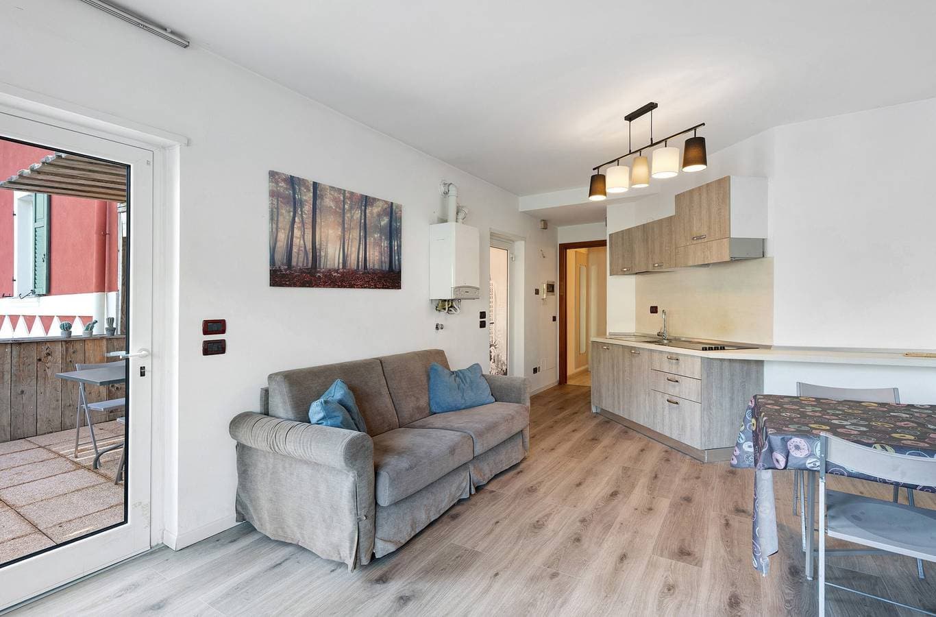 Foto 6 von 27: Apartment 'Valsugana D’incanto' mit Seeblick, privater Terrasse und Gemeinschaftsgarten