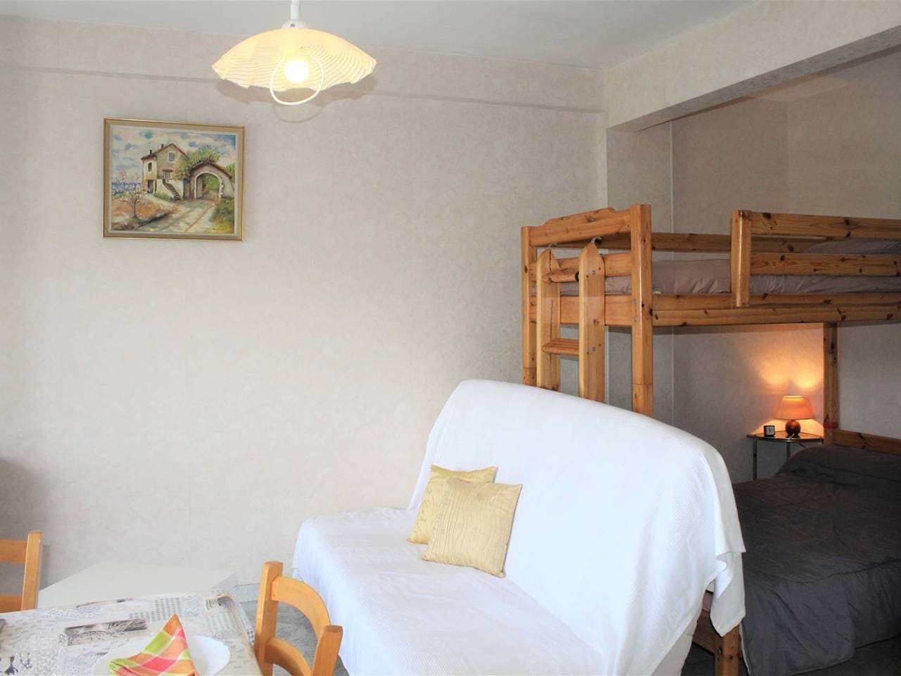 Foto 3 von 15: Studio, 4 Personen, 30m vom Meer, Terrasse, Parkplatz, Cagnes-sur-Mer