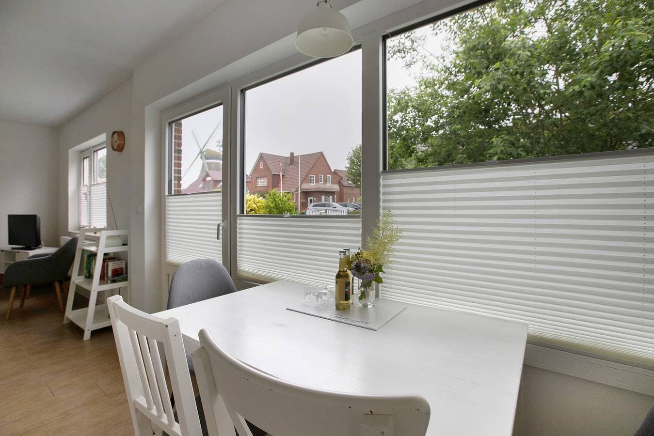 Foto 9 von 25: Ferienhaus 'Haushälfte Am Süderhafen' mit privater Terrasse, Garten und WLAN
