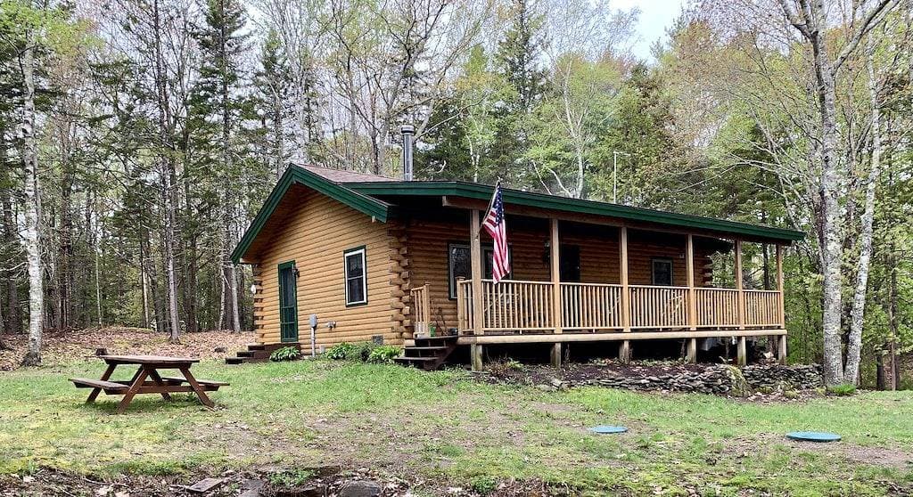 Foto 2 von 13: Inselblockhaus in Maine mit Meerblick