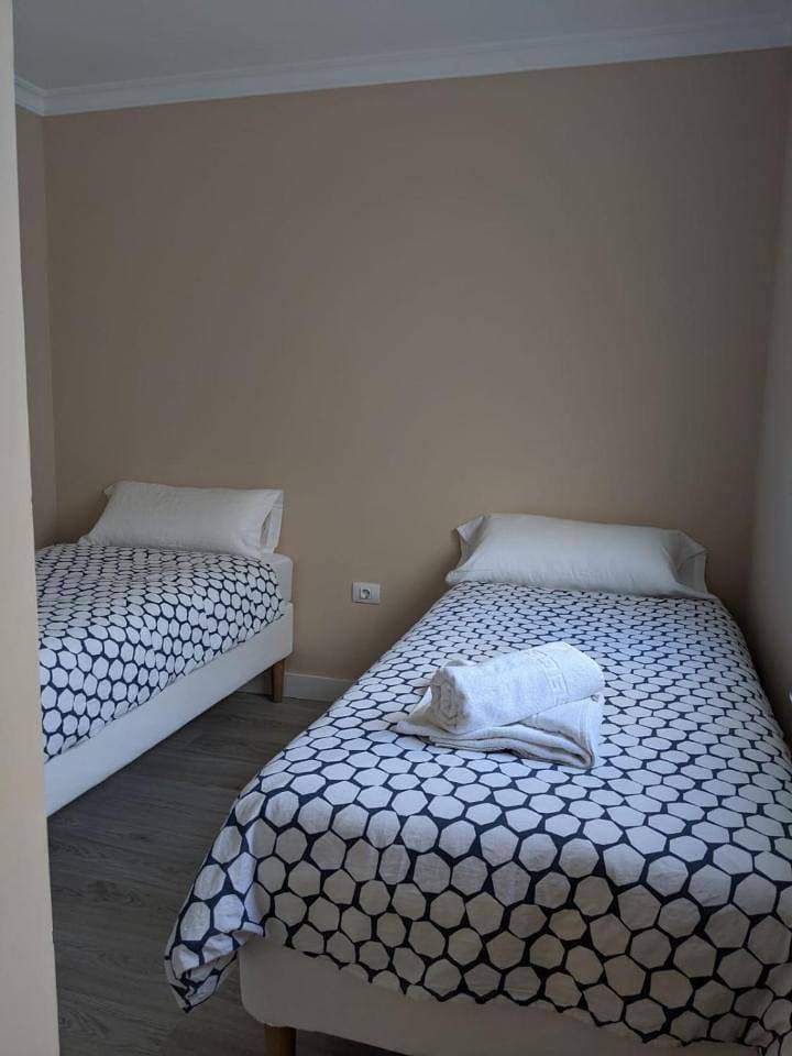 Foto 11 von 43: Three-Bedroom Apartment