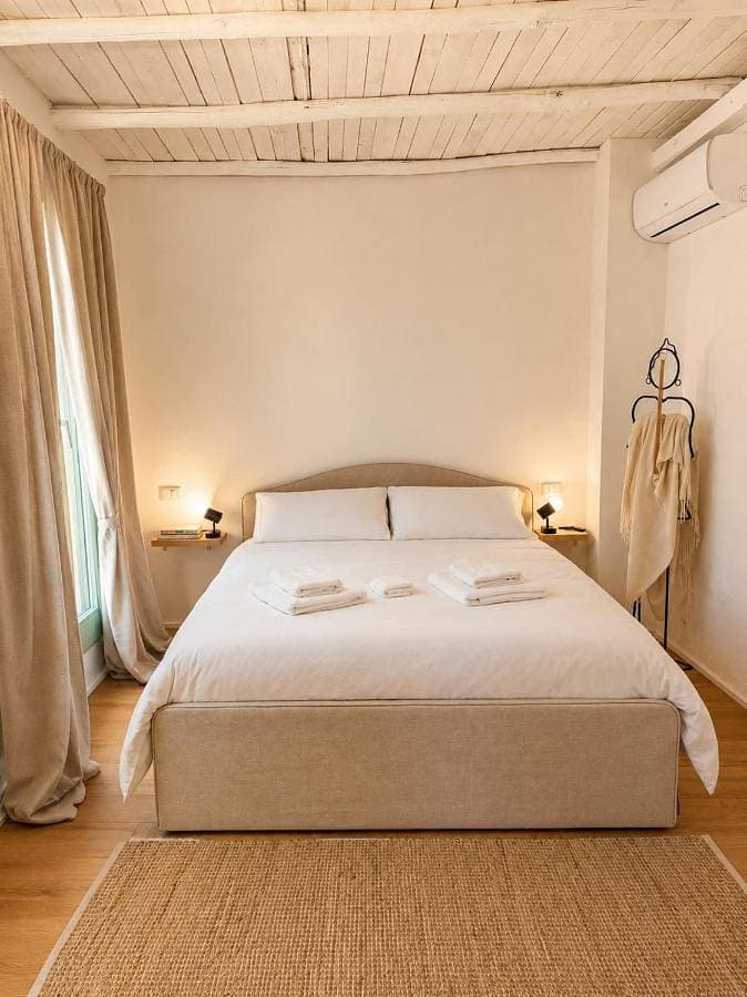 Foto 4 von 6: Double Room with Private Bathroom