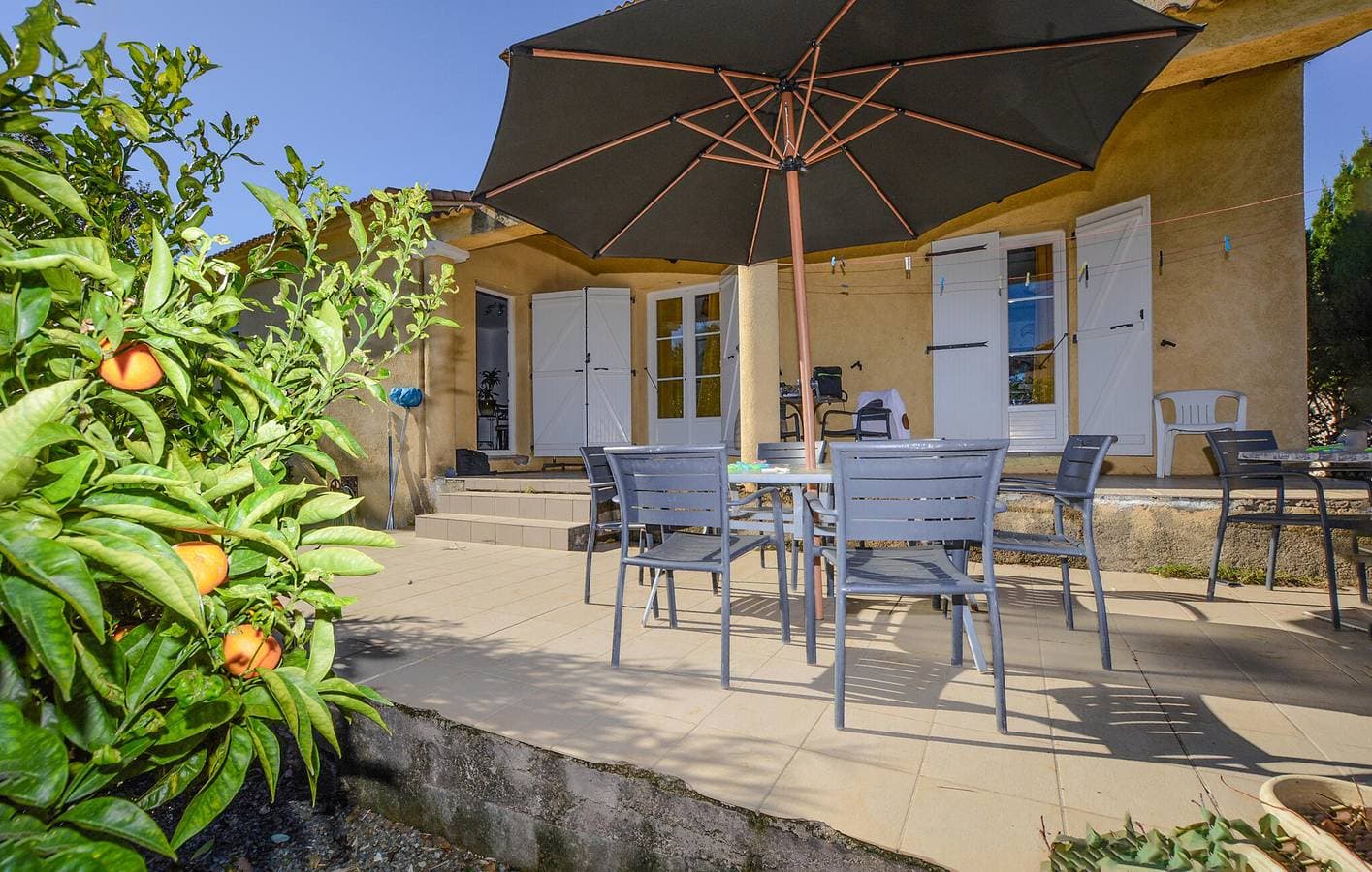 Foto 4 von 28: Charmantes Apartment mit Pool und Terrasse, 2,5 km von Borgo entfernt