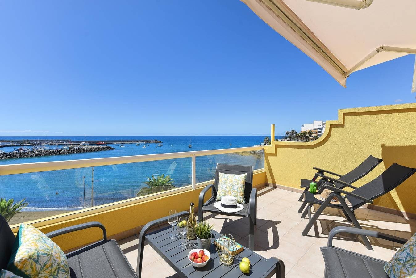 Foto 10 von 28: Maranuelas Beachfront 350Fp by VillaGranCanaria