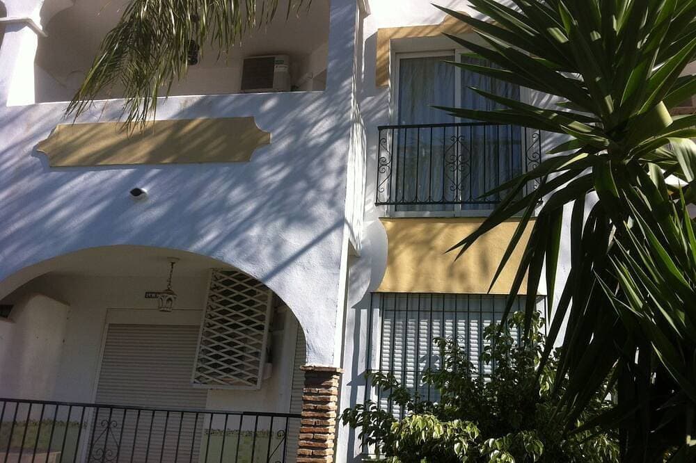 Ferienwohnung in Mijas Golf, 2 Schlafzimmer, 2 Badezimmer, offene Küche 1