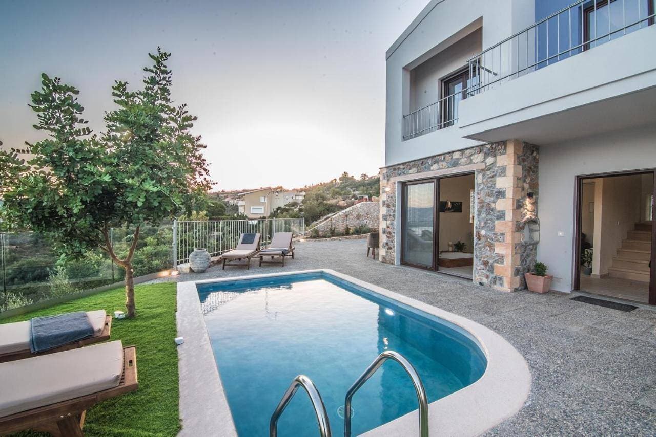 Foto 4 von 5: Istros Villa II, infinite blue