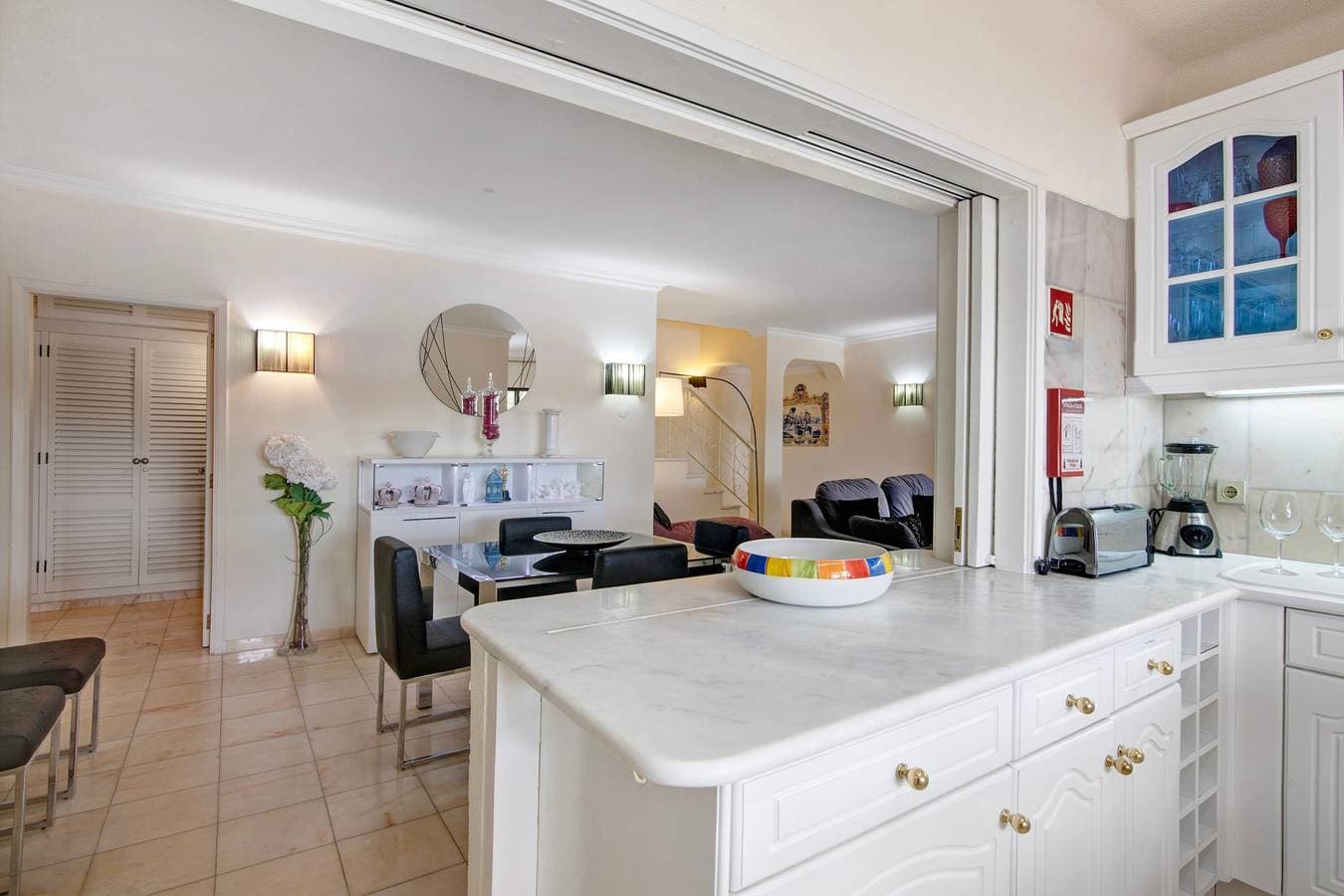 Foto 13 von 31: Ferienwohnung 'Tennis View' mit privatem Pool, Wi-Fi und Klimaanlage