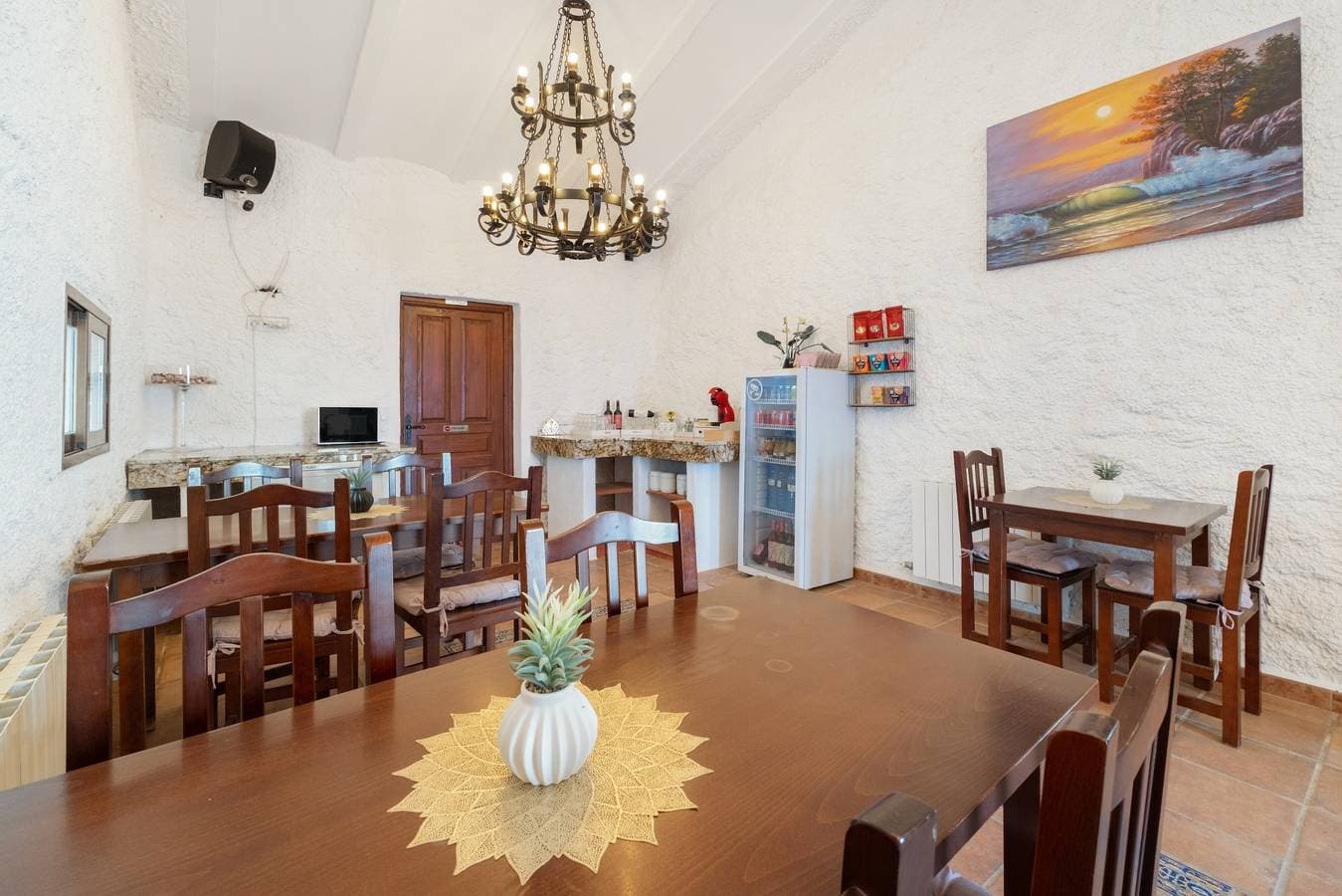 Foto 5 von 37: Zimmer „Lemon“ mit Gemeinschaftspool, WLAN und Klimaanlage