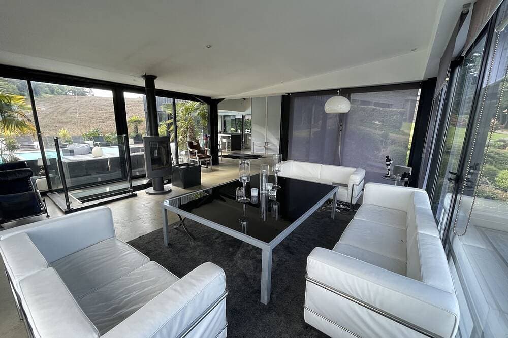 Foto 6 von 30: Villa mit Panoramablick auf das und Schwimmbad