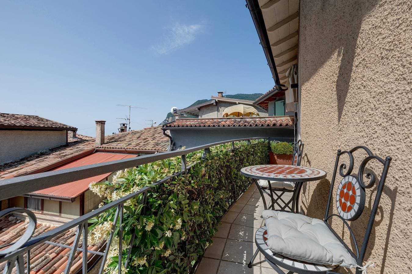 Foto 4 von 29: Ferienwohnung 'Il Campanile' mit Seeblick, WLAN und Klimaanlage