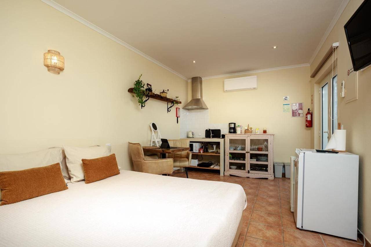 Foto 7 von 32: Double Room with Private Bathroom