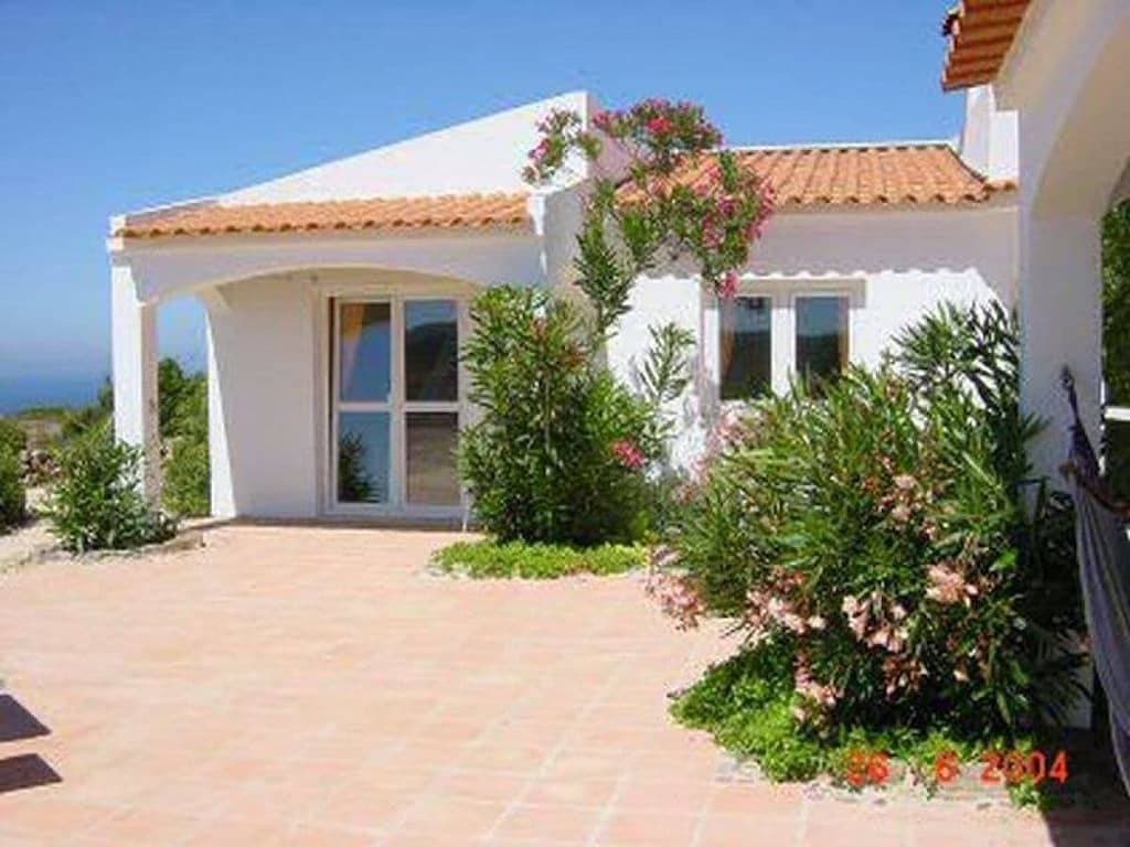 Foto 2 von 21: Gemütliche Ferienwohnung mit Terrasse in der Nähe von Praia da Bordeira, Carrapateira