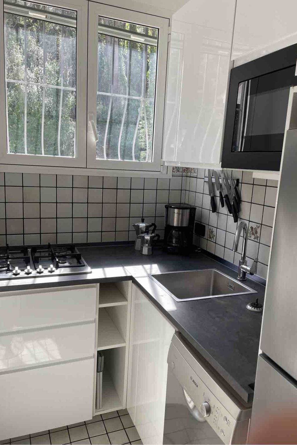 Foto 12 von 19: Junges Haus' Wohnung mit Wasserblick