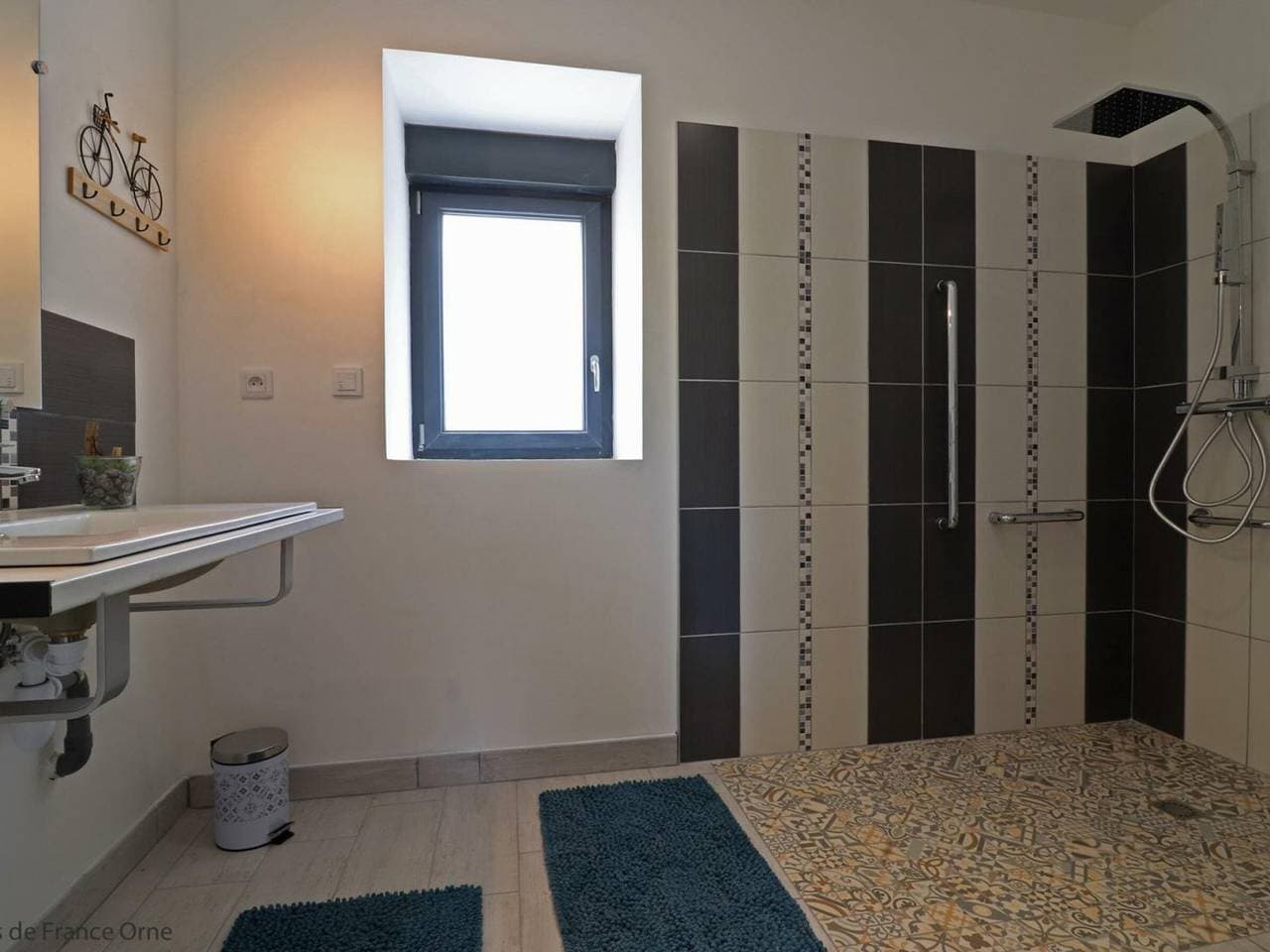 Foto 13 von 36: Großes Familienhaus mit Sauna und Garten