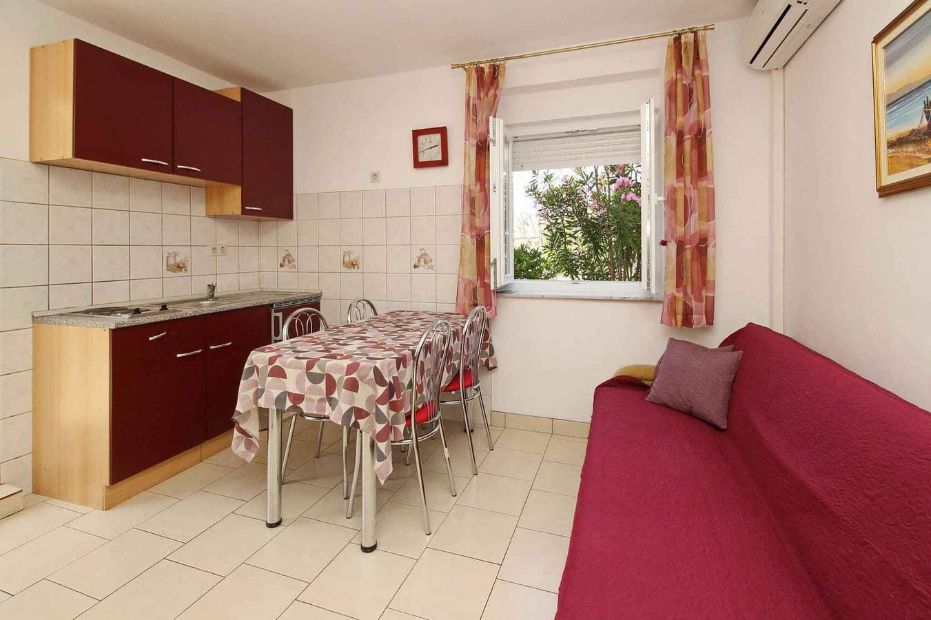 Foto 10 von 22: Ferienwohnung mit Klimaanlage und Terrasse