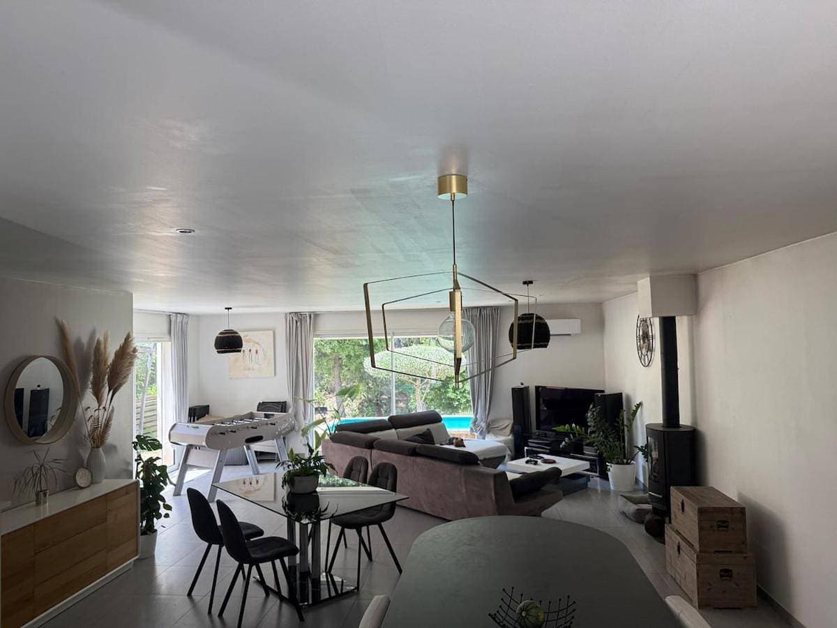 Friendly house and setting for families!!! 1