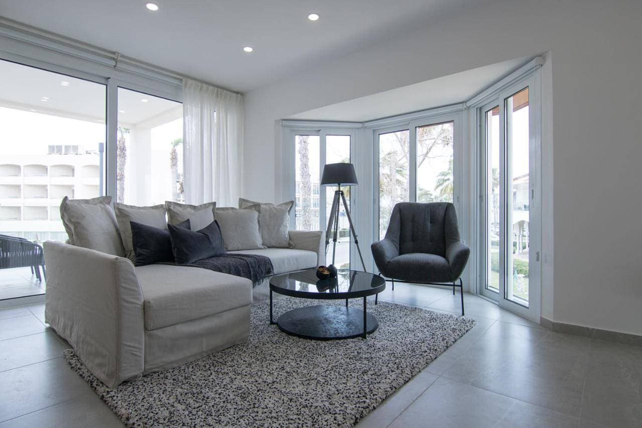 Phaedrus Living: Seaview Luxury Flat Limnaria 134 1