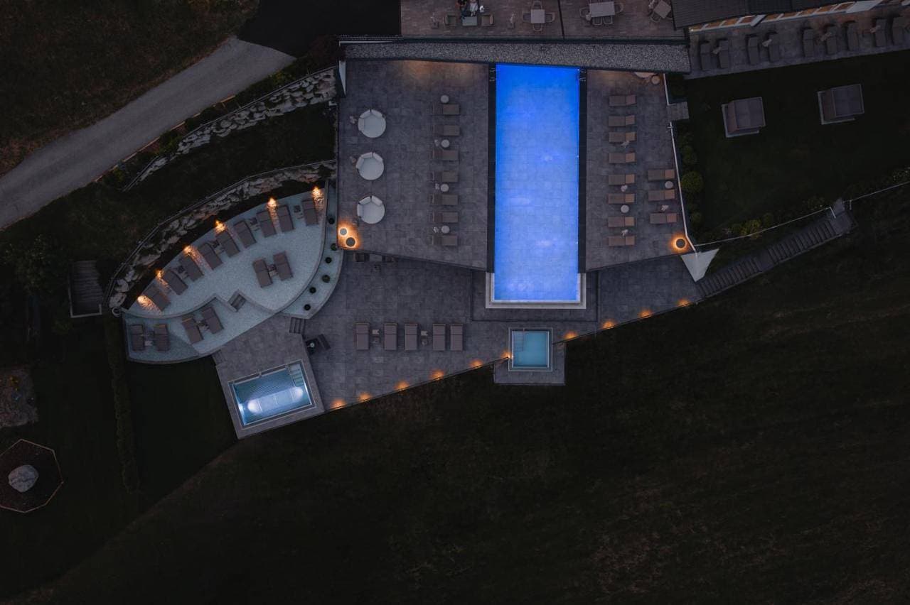 Panoramahotel Huberhof 1