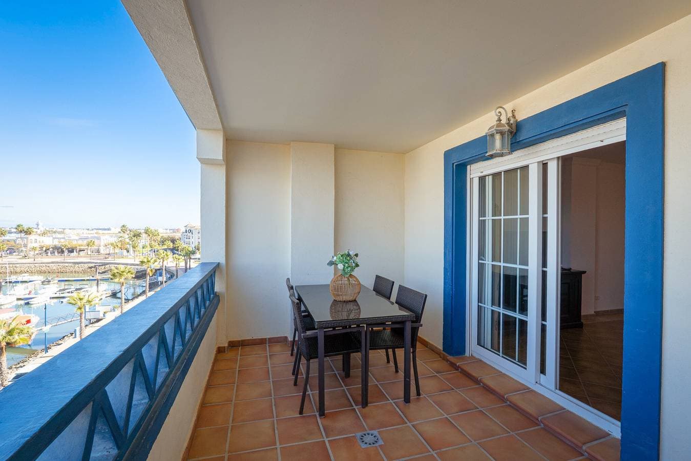 Foto 6 von 41: Apartment 'Vista Marina de Isla Canela' mit Gemeinschaftspool und WLAN