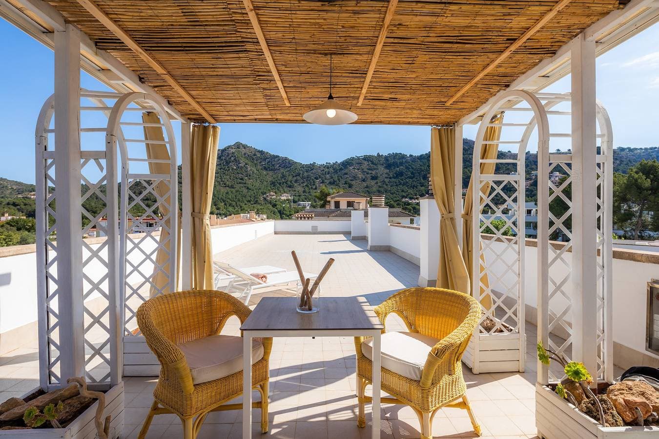 Foto 4 von 28: Ferienwohnung nahe dem Strand mit Poolzugang, privater Terrasse, Klimaanlage und WLAN