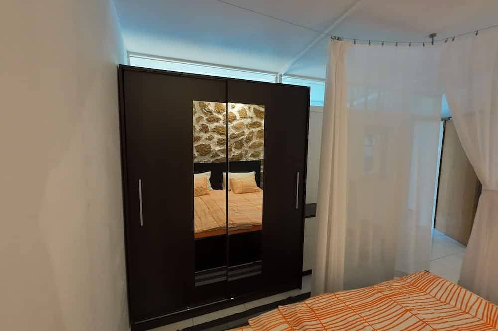 Foto 3 von 12: Ruhiges Duplex Ferienhaus mit Garten, Sonnenterasse ,Haustierfreundlich