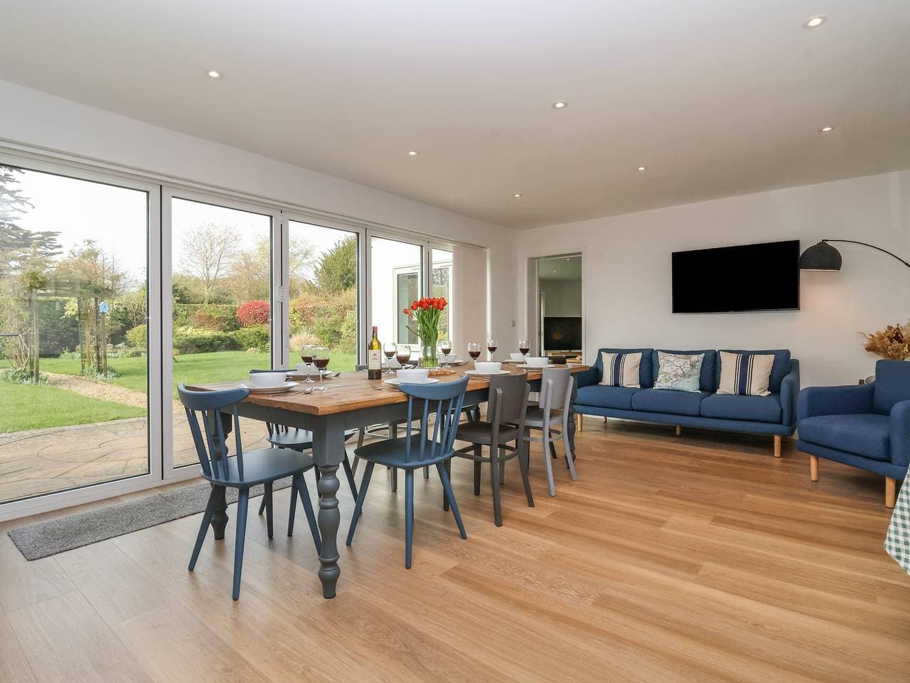 Foto 7 von 34: Cottage für 10 Personen mit Garten