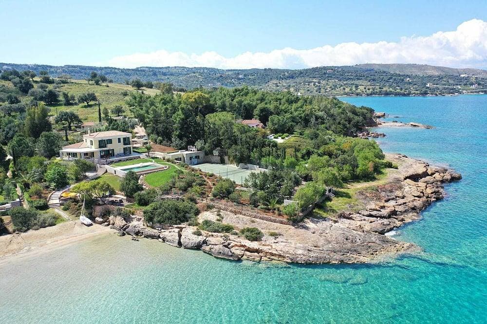 Villa Aria - Luxuriöse Villa am Strand mit Pool und Tennisplatz 1