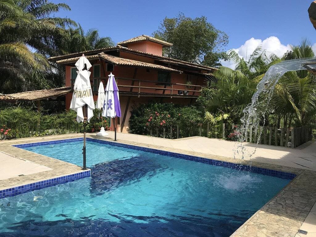 Foto 4 von 27: Strandhaus mit Pool, 04 Suiten,<br>km 25 Ilheus - Itacaré - Fuß in den Sand ...