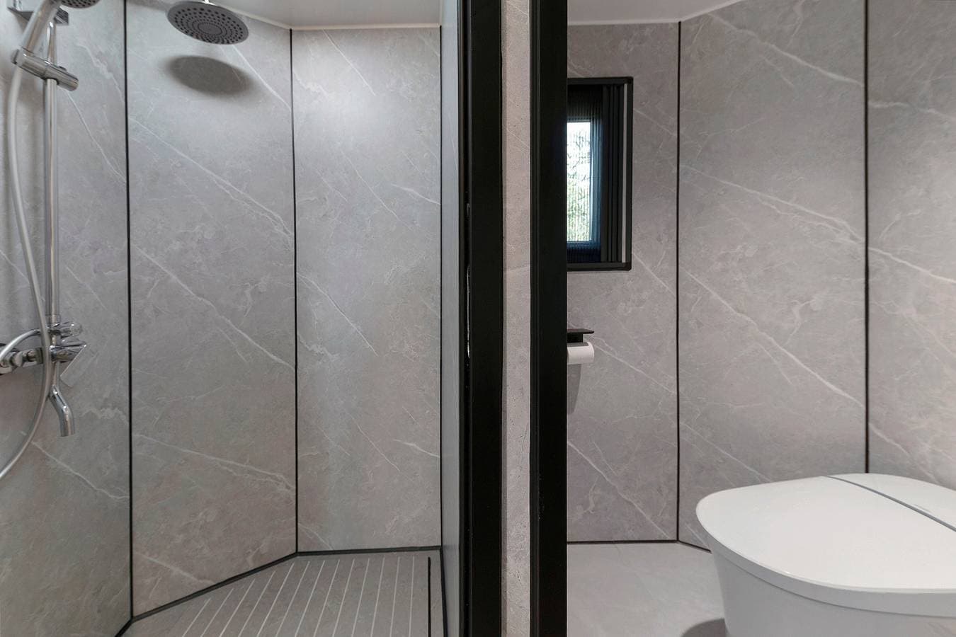 Foto 10 von 20: Gästezimmer „Futura 2 – Haus der Zukunft 2“ in Borgo, 50 m vom Strand entfernt