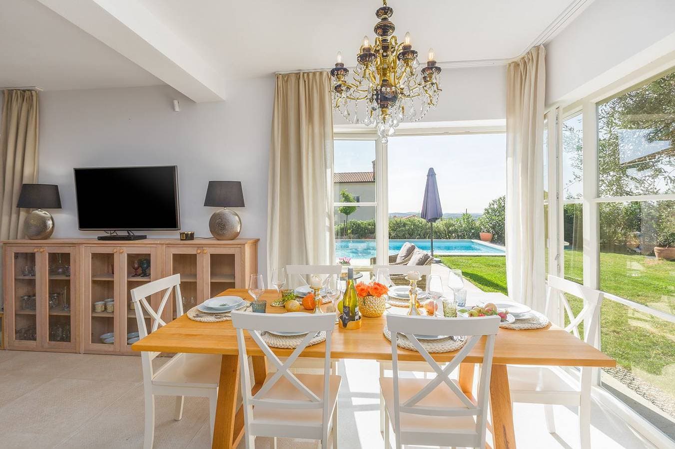 Foto 8 von 40: Malerische Villa mit Meerblick, Privatpool, Billard, Bikes, Tischtennis