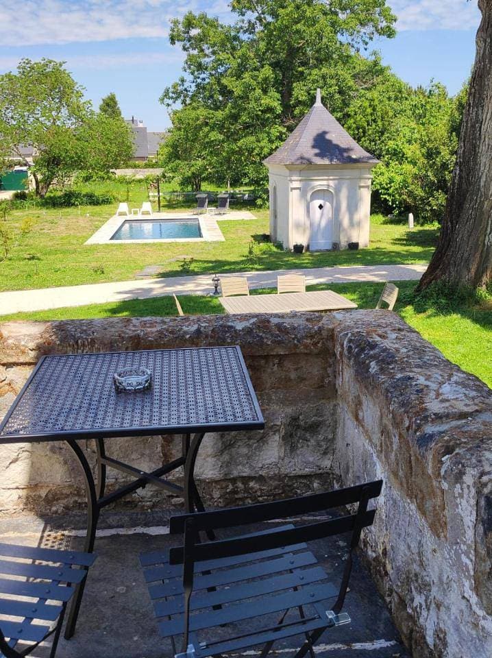 Foto 10 von 16: King Room with Pool View
