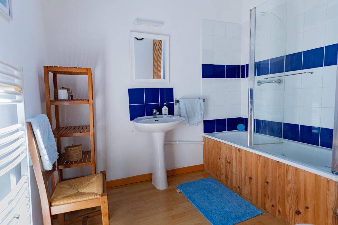 Foto 4 von 19: Three-Bedroom Apartment