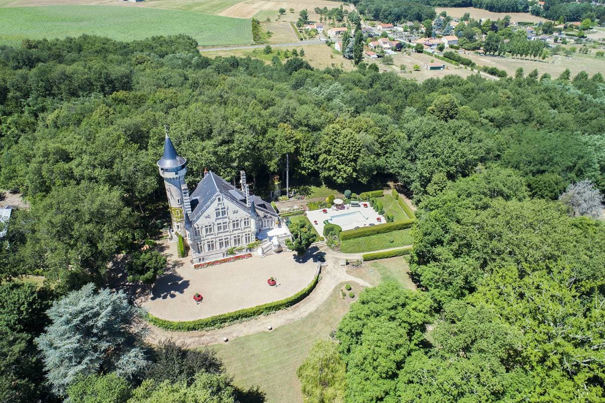 Foto 9 von 24: Schloss für 15 Personen mit Garten