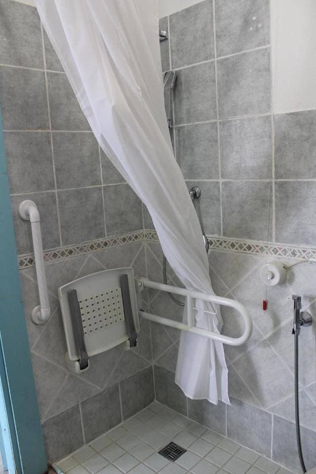 Foto 8 von 9: Double or Twin Room - Disability Access