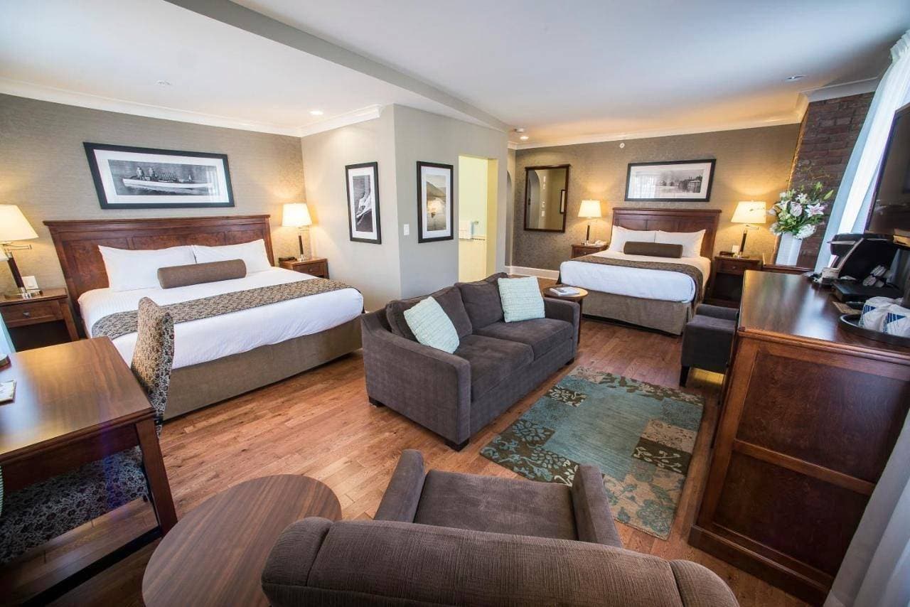 Foto 5 von 12: Quadruple Room