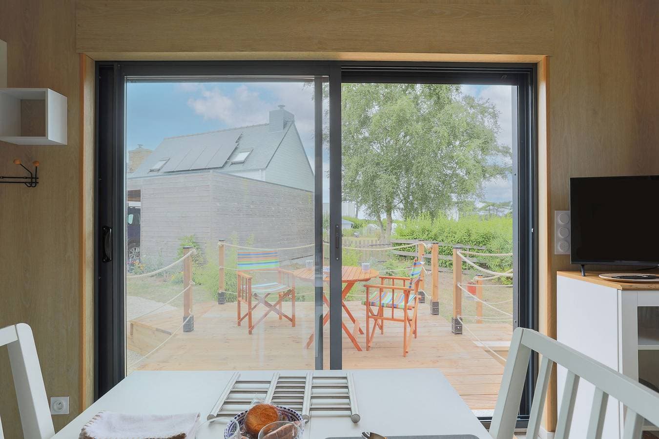 Foto 3 von 22: Chalet 'An Ti Koad Spa Privatif 800m Plage' mit privater Terrasse, eigenem Garten und WLAN