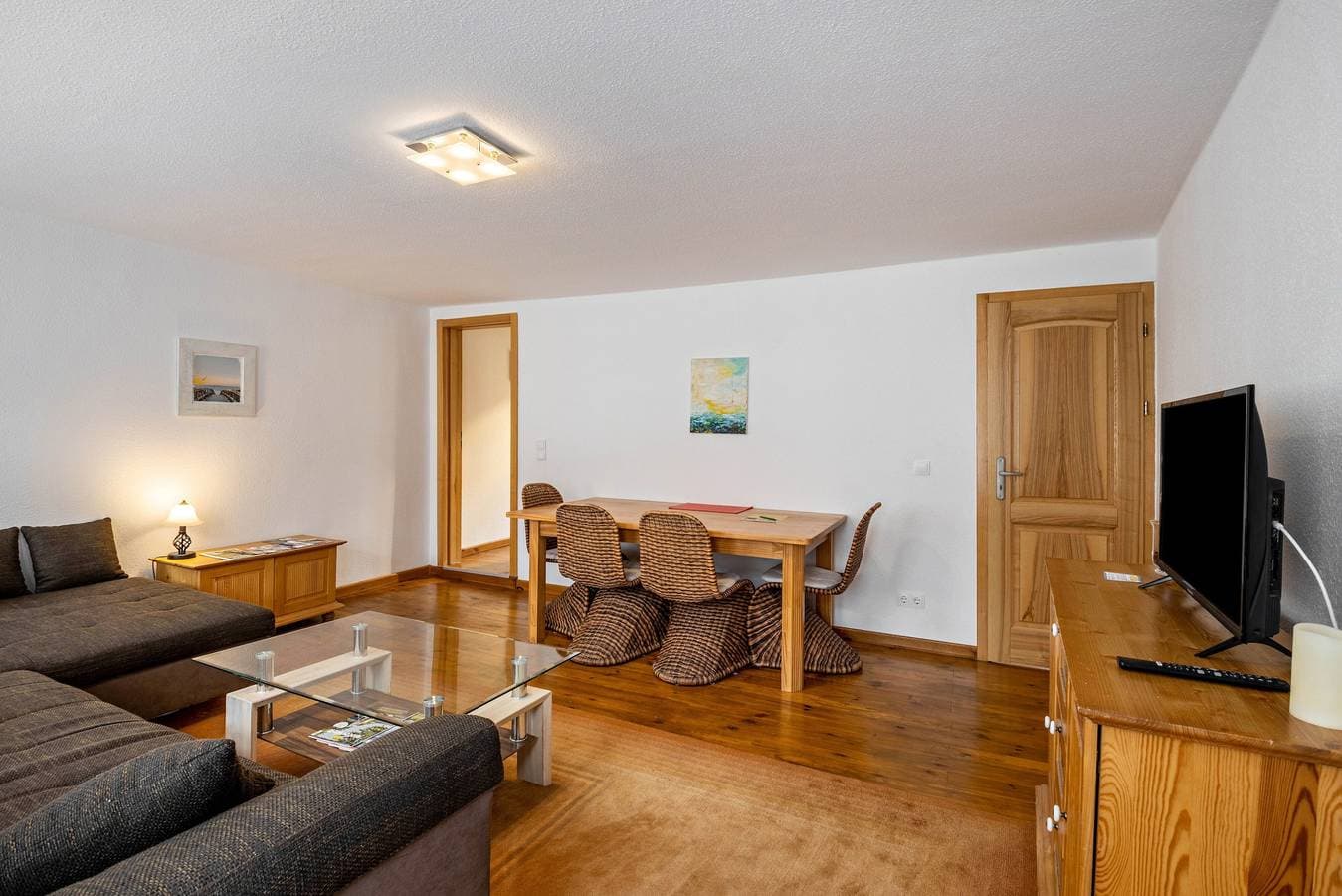 Foto 5 von 26: Ferienwohnung "Kolibri" mit Gemeinschaftsterrasse und Gemeinschaftsgarten