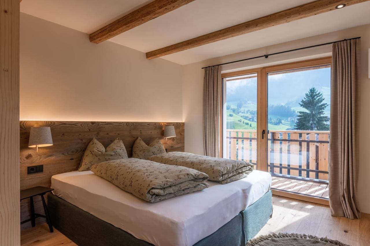 Foto 4 von 14: One-Bedroom Apartment with Balcony and Mountain View