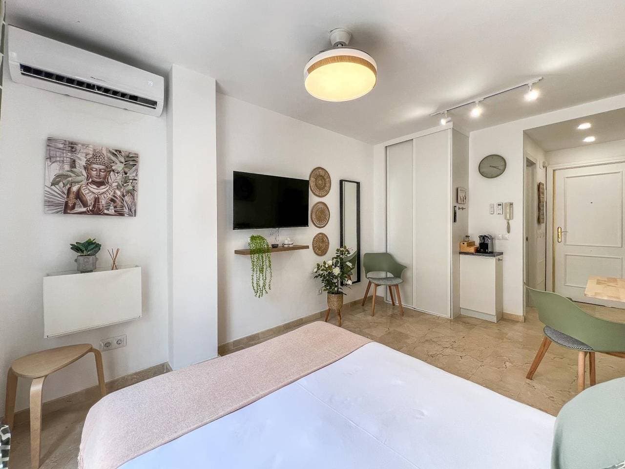 Foto 11 von 20: Modernes, renoviertes Studio in Strandnähe, perfekt für einen entspannten Urlaub in Estepona