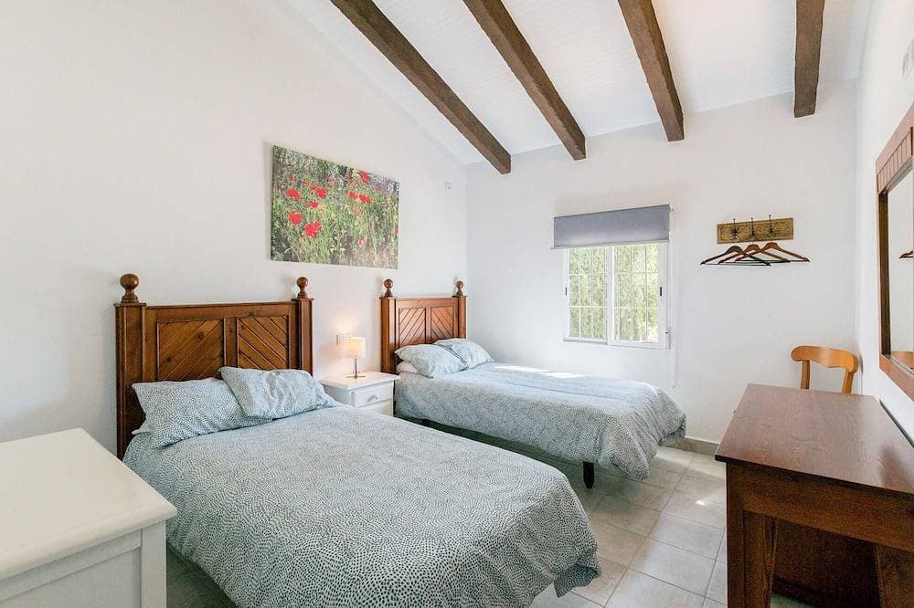 Foto 5 von 28: Cozy home in La Puebla de los Infan
