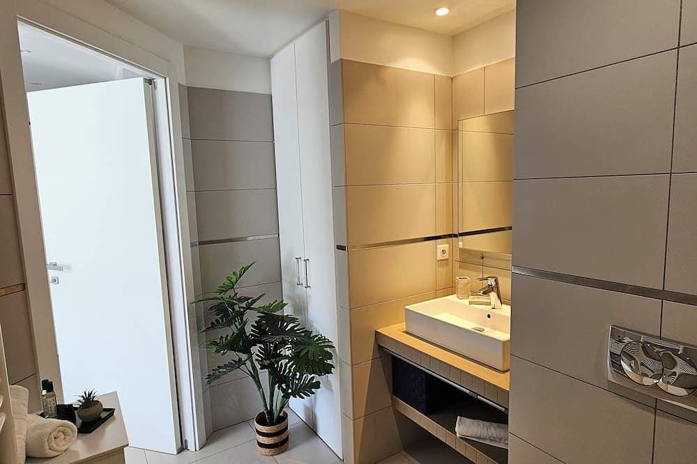 Foto 10 von 20: Large & beautiful air-conditioned studio with sea view