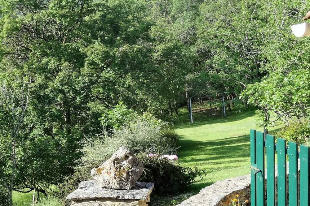 Foto 11 von 21: Charmantes Steinhaus mit Garten und Kamin, Haustiere erlaubt