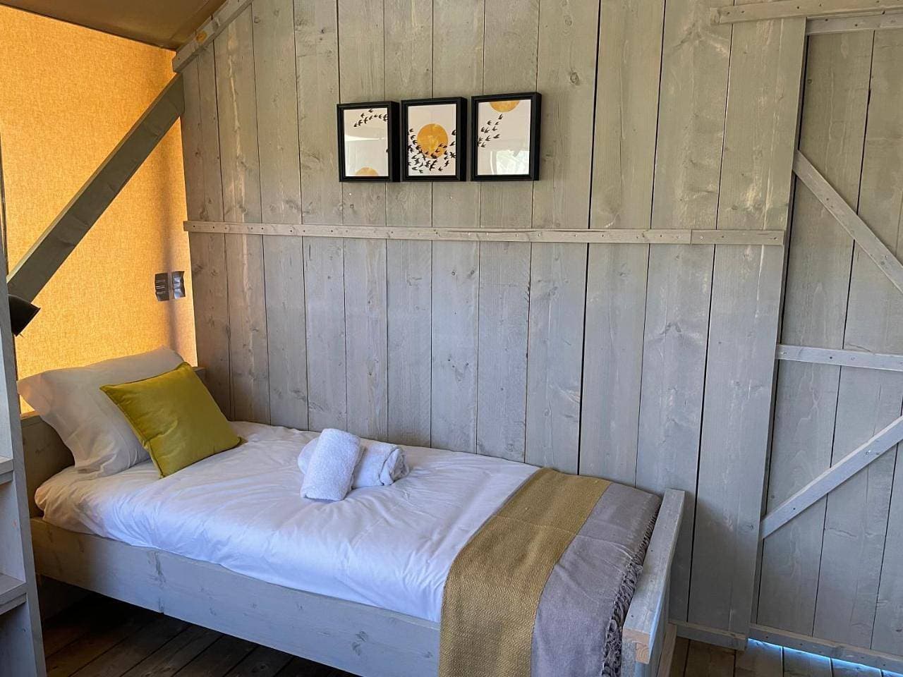 Foto 11 von 43: Two-Bedroom Chalet