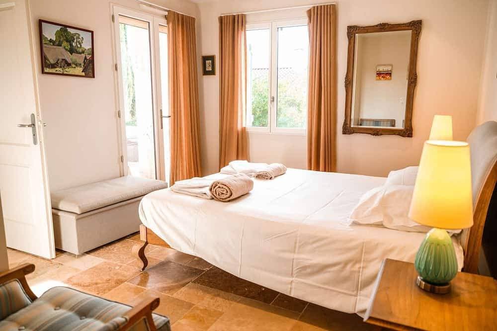 Foto 3 von 30: Luxusvilla mit 2 Schlafzimmern, privatem Whirlpool und Garten auf einem Schlossgrundstück