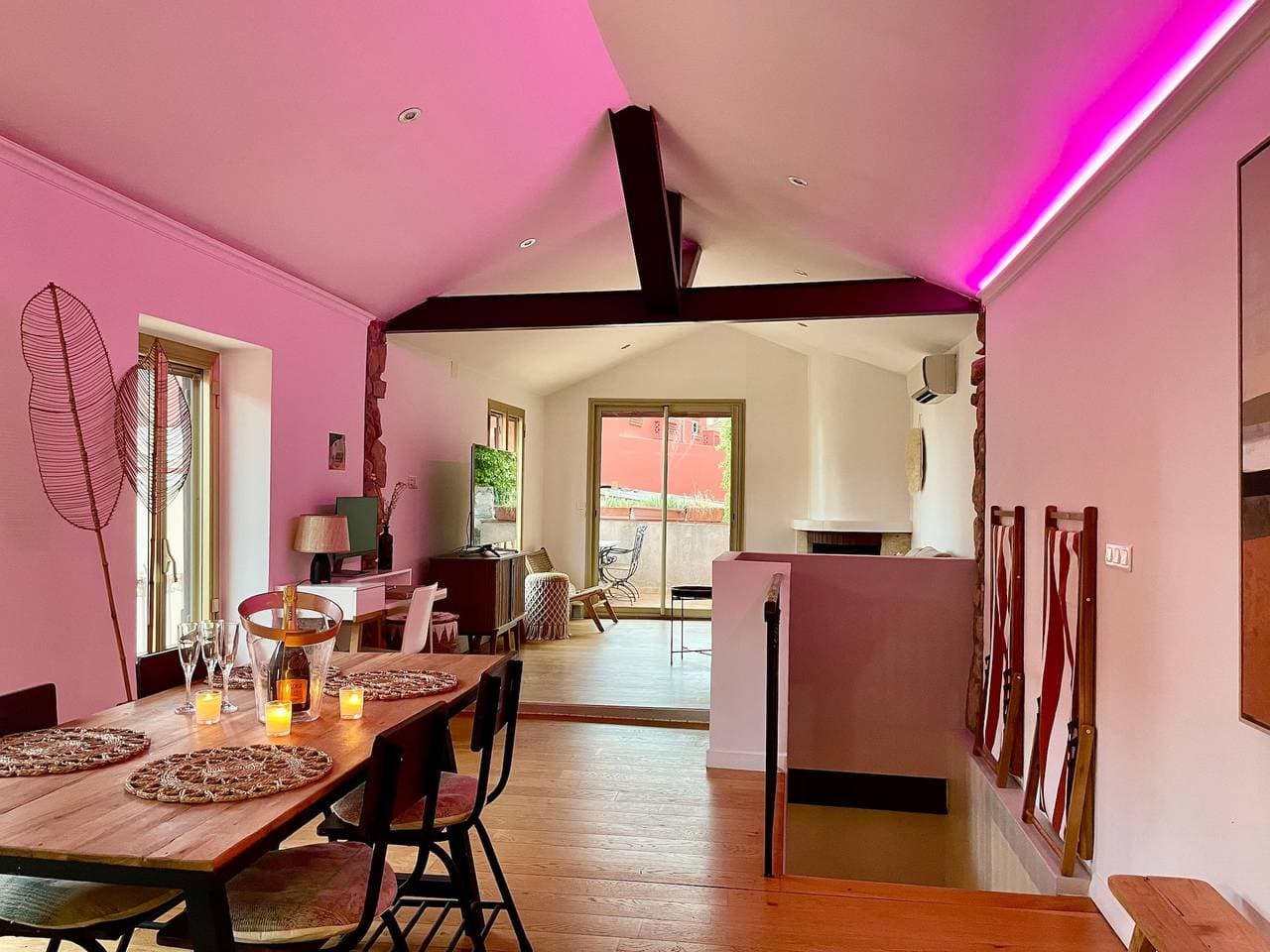 Foto 9 von 36: Renovated house in the center of Beausoleil
