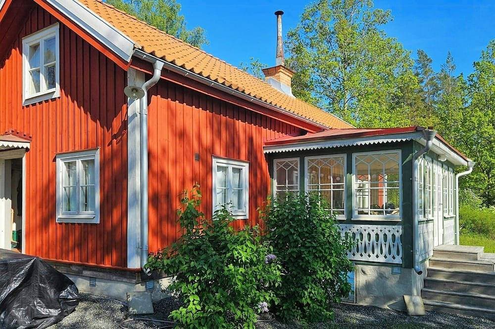Ein Haus im Schärengarten aus den 1850er Jahren auf Trännö 1