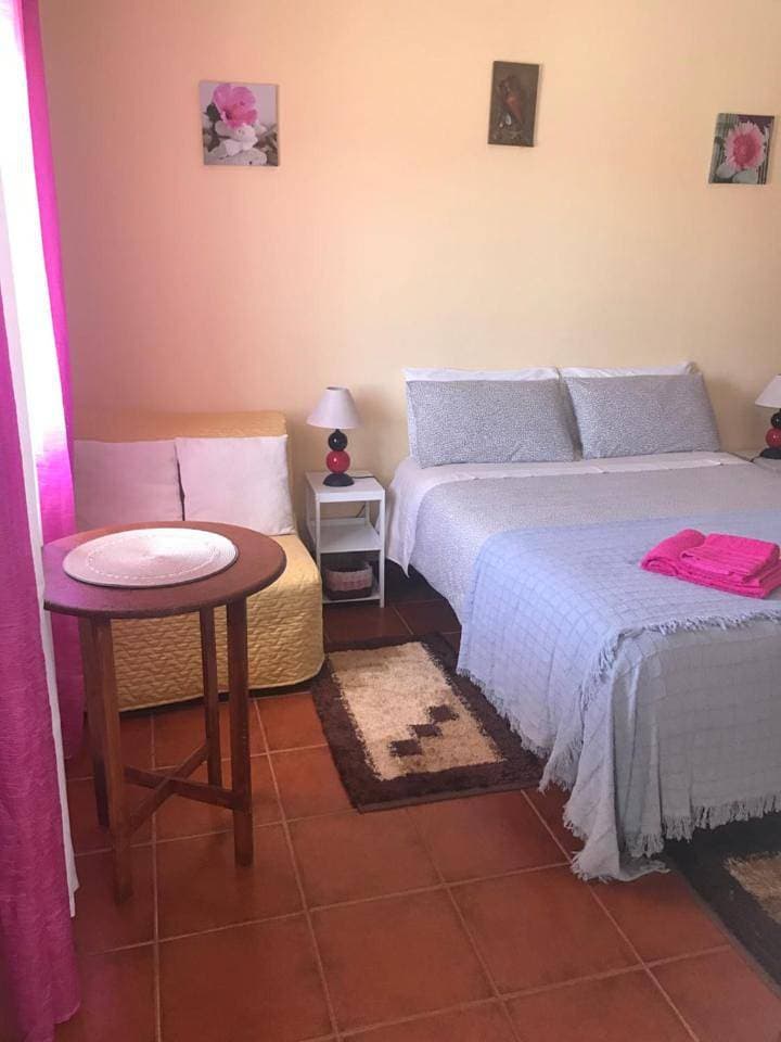 Foto 7 von 18: Double Room with Private Bathroom