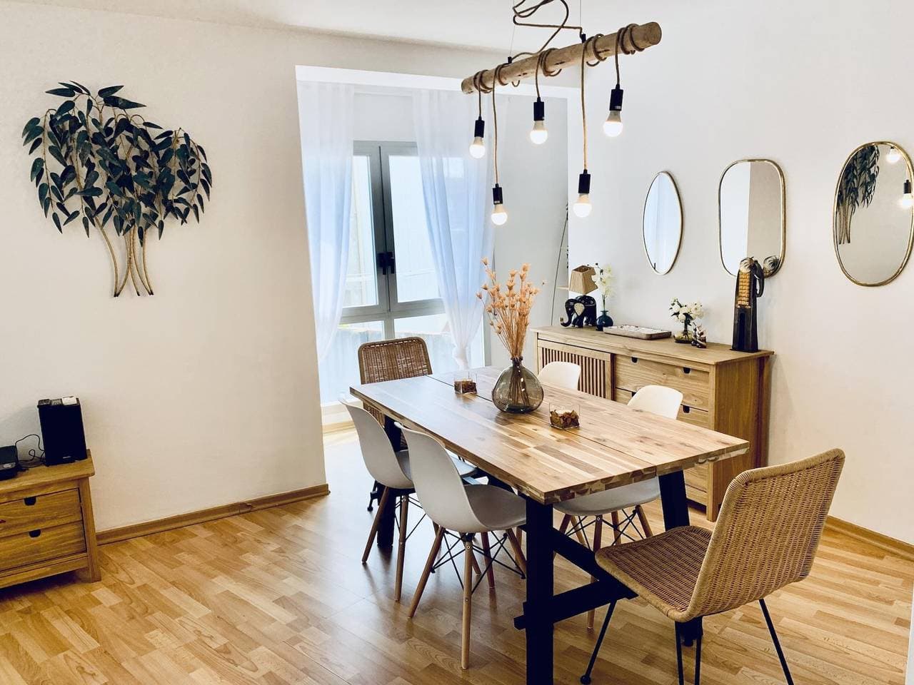 Foto 3 von 16: Ferienwohnung für 5 Personen mit Balkon